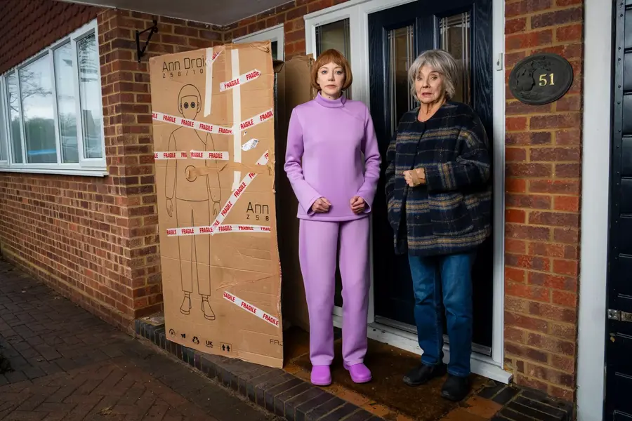 Diane Morgan and Sue Johnston in Ann Droid